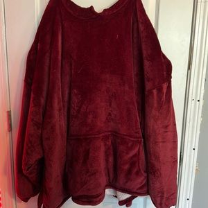 Oversized THE COMFY sweatshirt